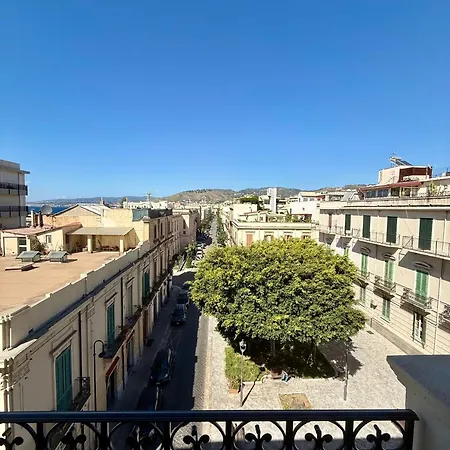 Medinblu Via Cavour Lägenhet