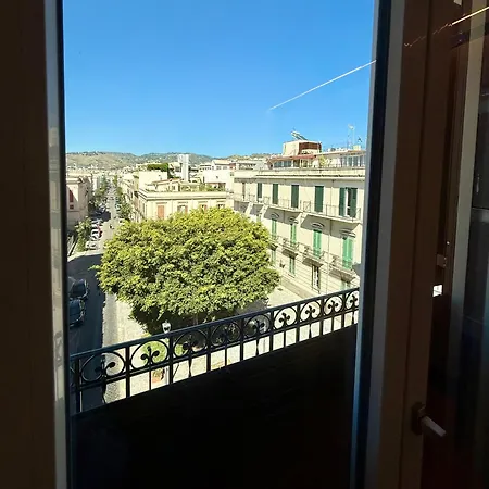 Medinblu Via Cavour * Reggio di Calabria